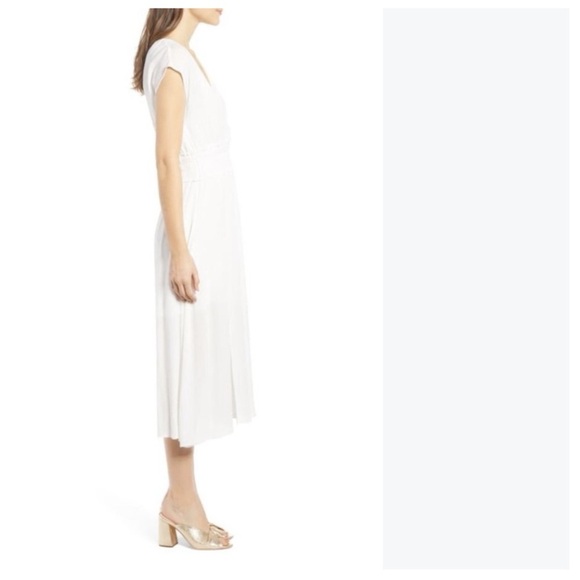 WAYF Leanne Double Slit Smocked Waist Midi Dress - Picture 5 of 7